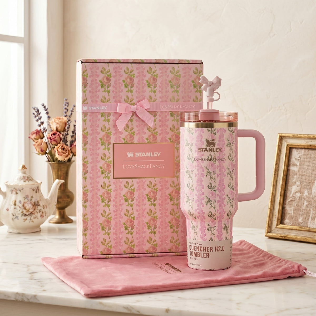 STANLEY Floral Pink Quencher H2.0 FlowState™ Tumbler 40 oz